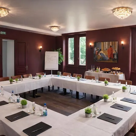 Chateau De Petit Bois