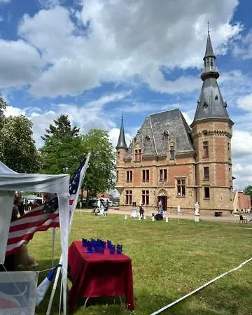Chateau De Petit Bois *